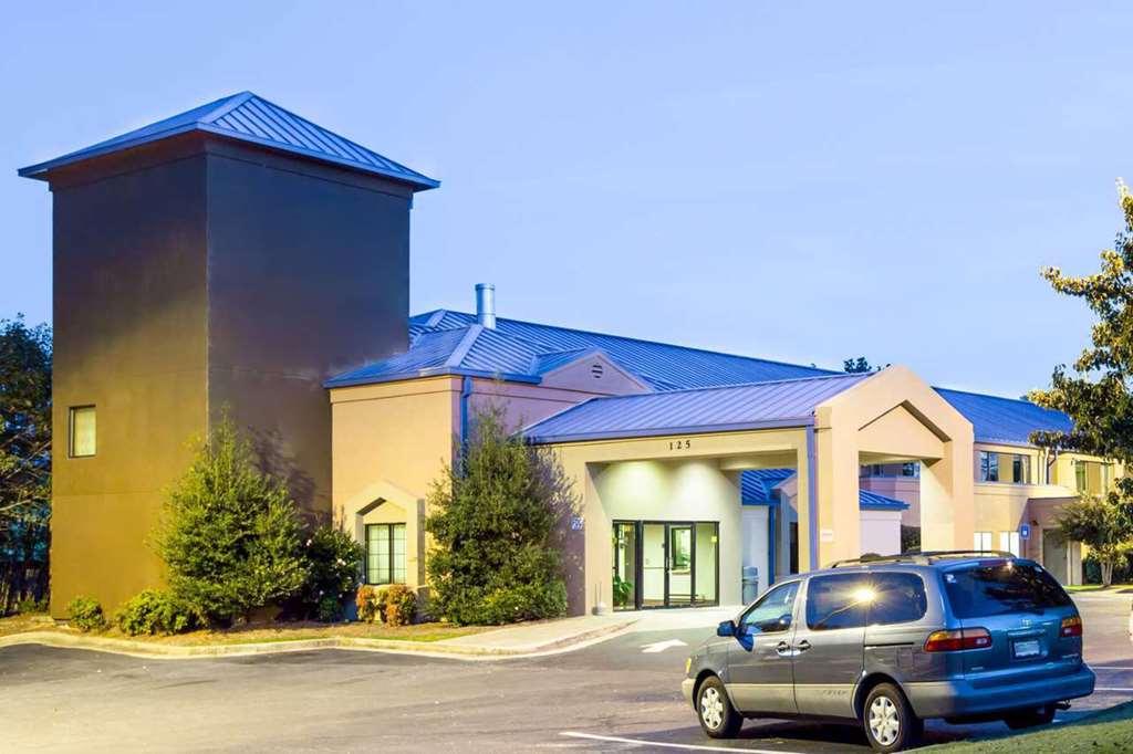 Rodeway Inn Austell Buitenkant foto